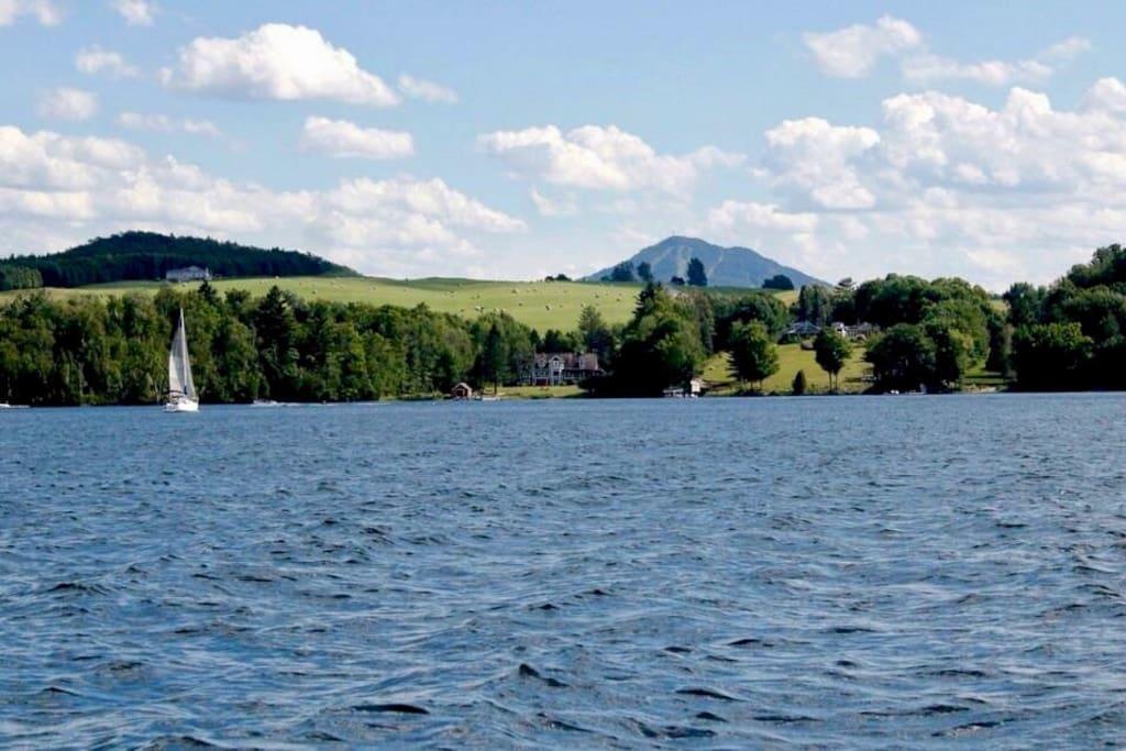 Magog Lovely Vacation Home Екстер'єр фото