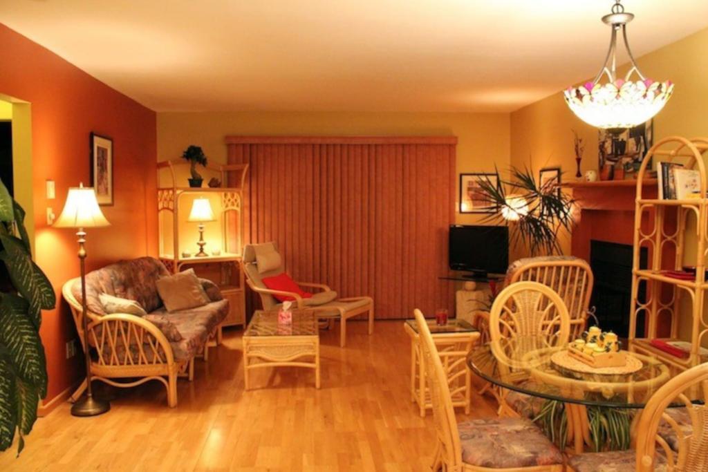 Magog Lovely Vacation Home Екстер'єр фото